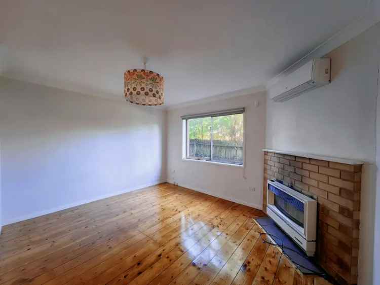 2 Bedroom 258m² Townhouse Melbourne Private Secluded