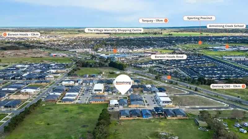 Titled Lot in Merindah Estate!