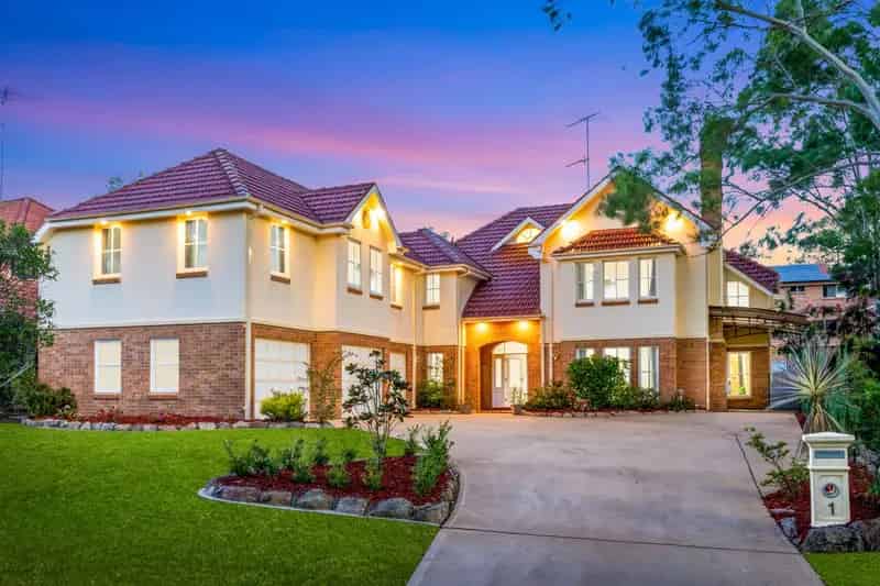 Real Estate For Sale - 1 Avonleigh Way - West Pennant Hills , NSW