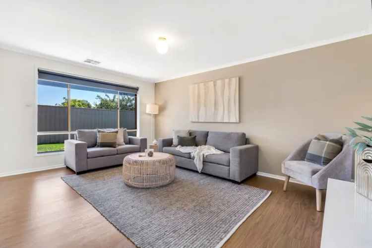 Stylish Family Living in the Heart of Craigmore