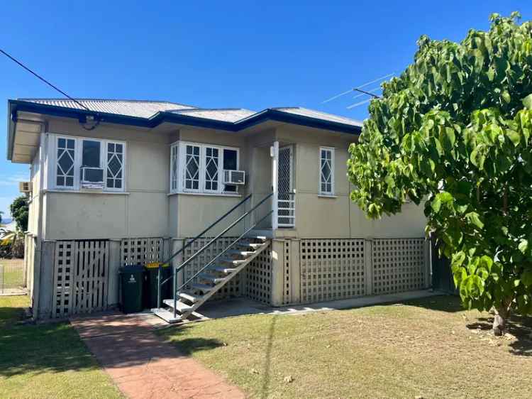 3 Bed Highset Home Near Mater Hospital Rockhampton