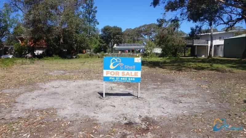 EXCELLENT LOCATION POSITIONED IN HEART OF THE TOWNSHIP