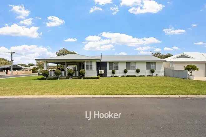 House For Sale in City Of Busselton, Western Australia