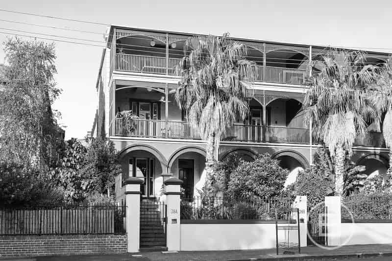 Buy House in St Kilda with Stunning Bay Views and Luxury Finishes