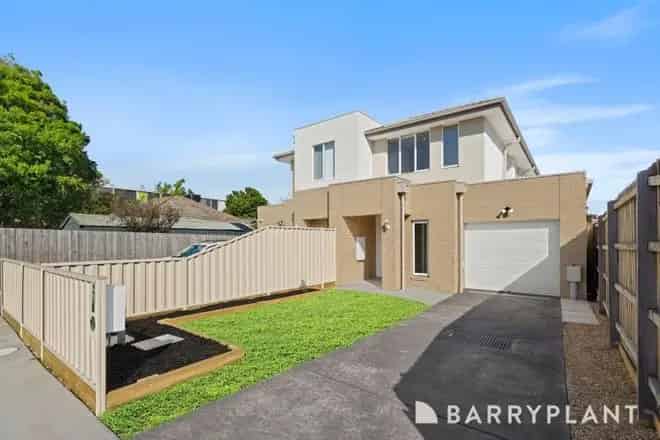 House For Rent , 16, Dallas Street, Melbourne, Victoria