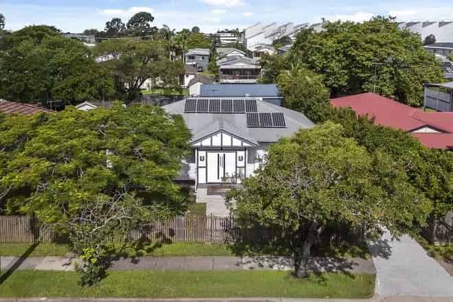 House For Sale , 101, St Vincents Road, City of Brisbane, Queensland