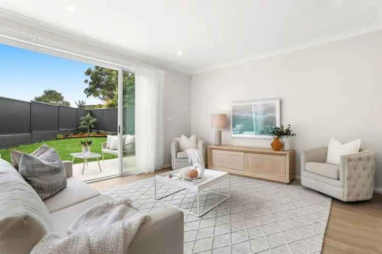 Buy 5 Bedroom House in Matraville with Double Lock Up Garage