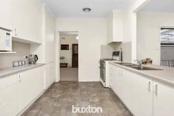 House For Rent , 2, Irving Court, Melbourne, Victoria