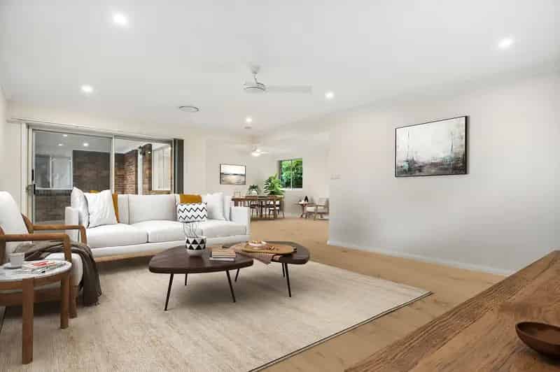 Real Estate For Lease - 24 Jalna Avenue - Figtree , NSW