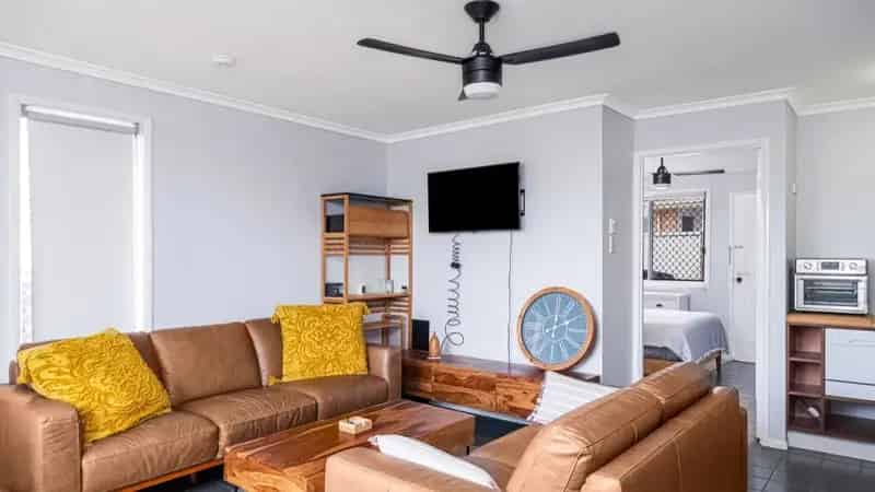 Exceptional Investment Opportunity - Fully Renovated 1-Bedroom, 1-Bathroom Unit in Cooee Bay