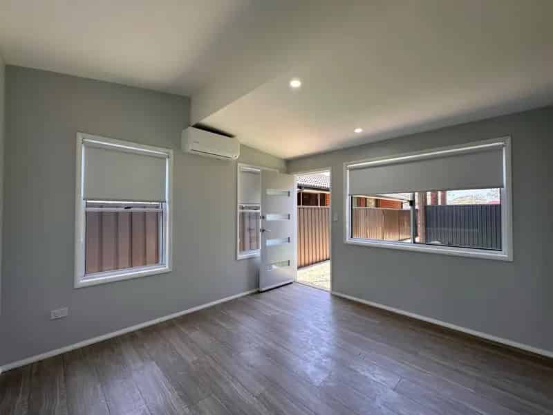 Real Estate For Lease - 28A Percy Street - Ingleburn , NSW