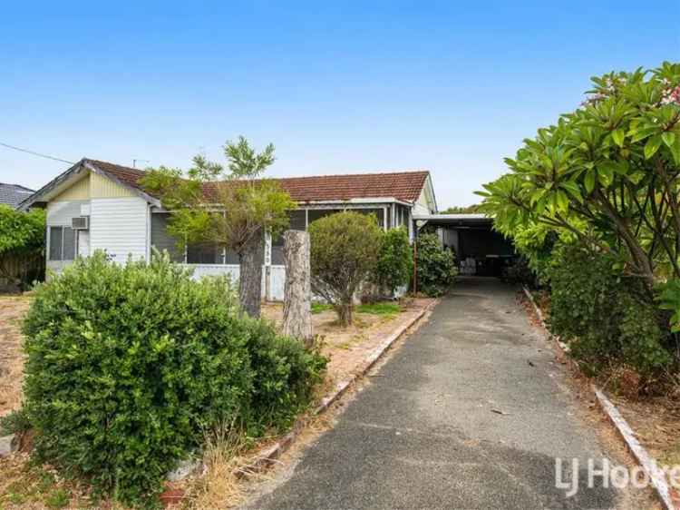 House For Sale in City of Stirling, Western Australia