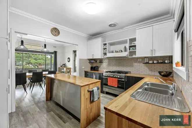 House For Sale in Moe, Victoria