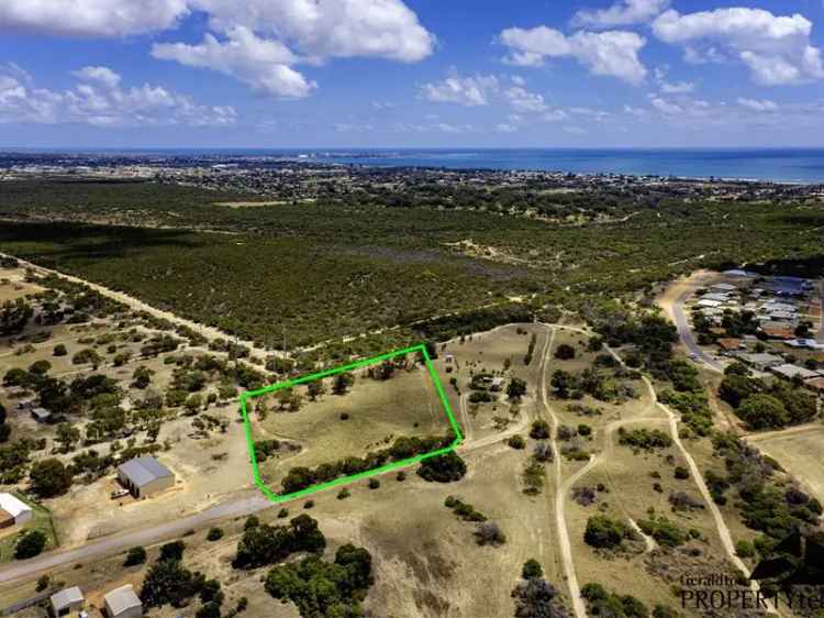 Land For Sale in Geraldton, Western Australia