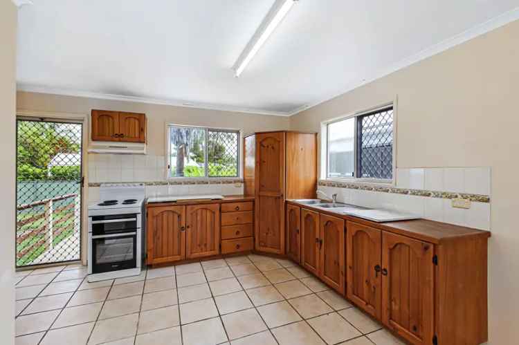 Mooloolaba 3 Bed 1 Bath House 531m² Block For Sale