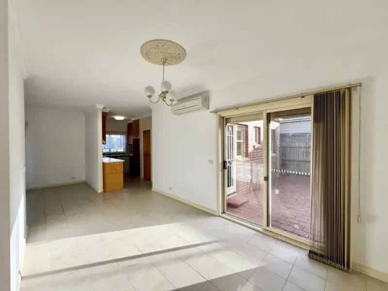 Contemporary Comfort In Prime Location!