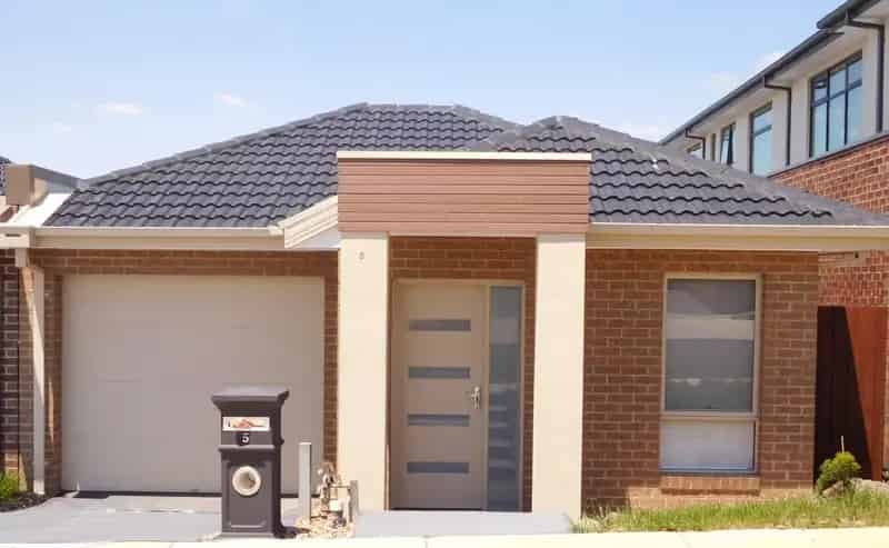 3 BEDROOM HOME IN A PRIME LOCATION * MILL PARK LAKES *
