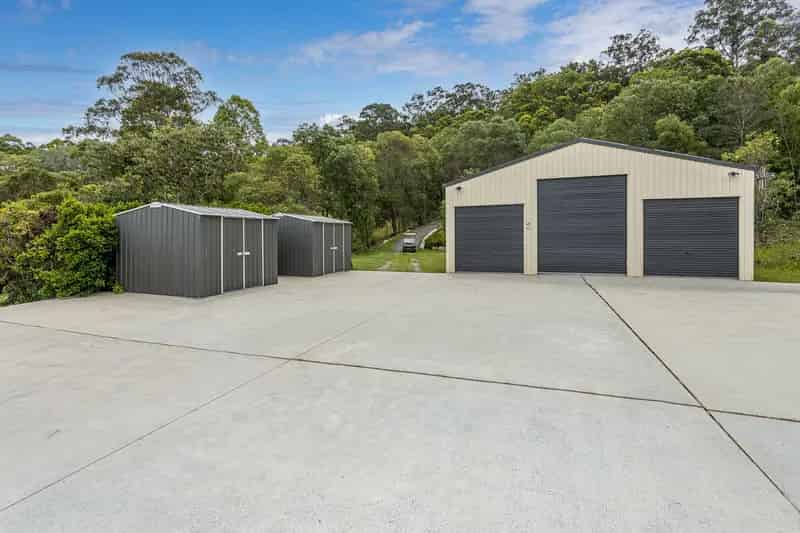 Beyond the Front Door: Discover a Home with a Fantastic Shed!