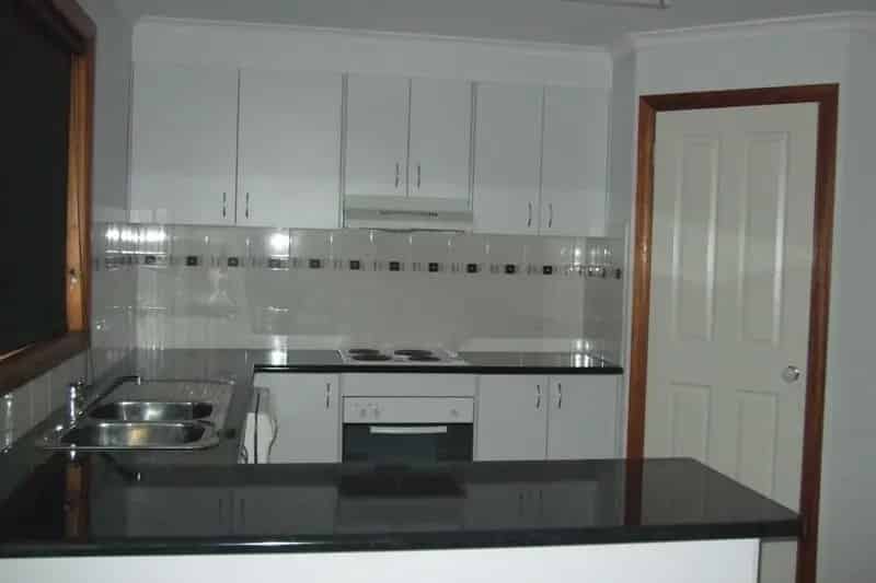 4 Bedroom House in a quiet street