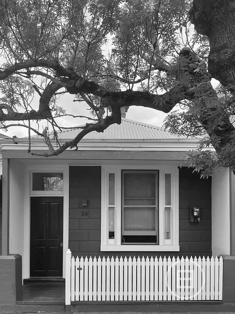 Buy Victorian house in Port Melbourne with courtyard and nearby beach
