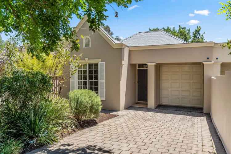 Superior Single-Level Courtyard Home