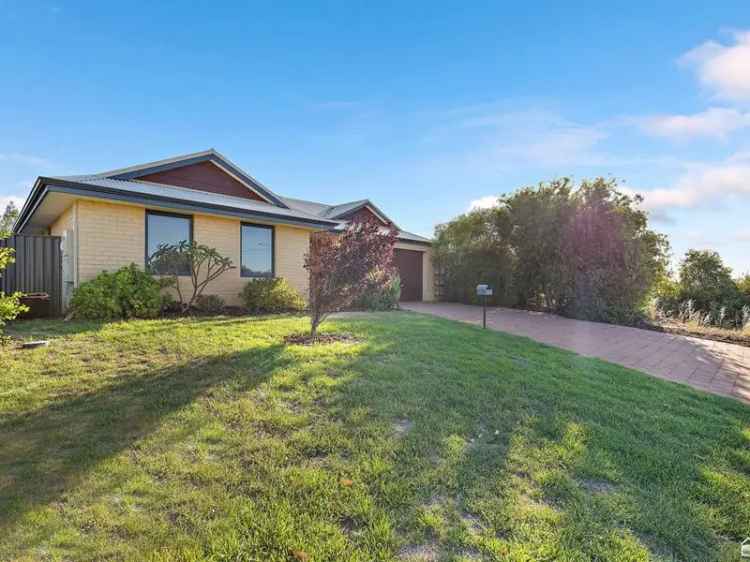 House For Sale in Byford, Western Australia