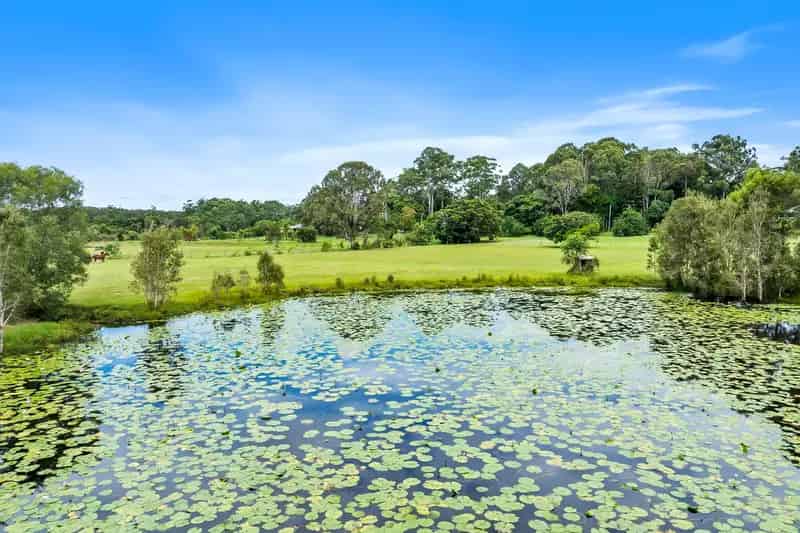Acreage Splendour with Charming Queenslander.