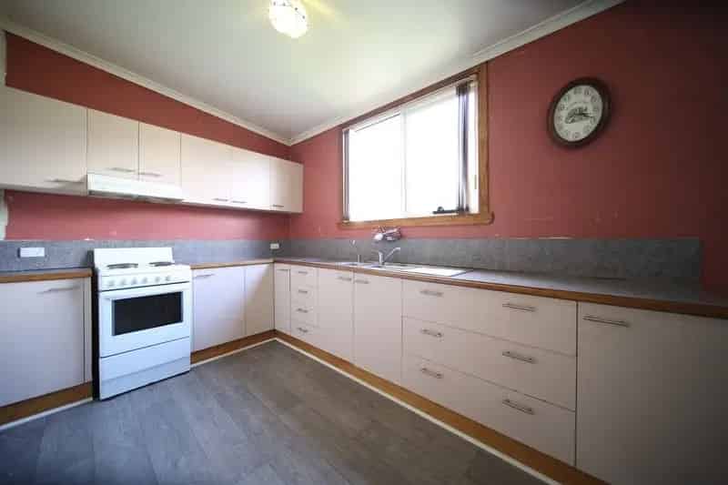 Inviting 3-Bedroom Home - Move In and Make It Your Own!