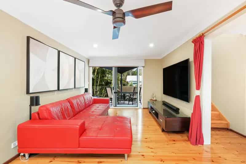 Lease Family Home in Mona Vale with Modern Features