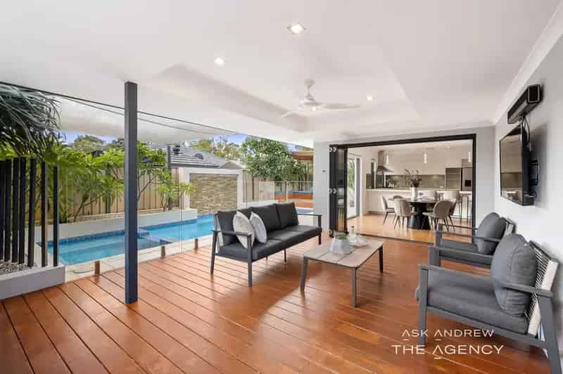 House For Sale - 1 Patfield Street, Myaree WA 6154
