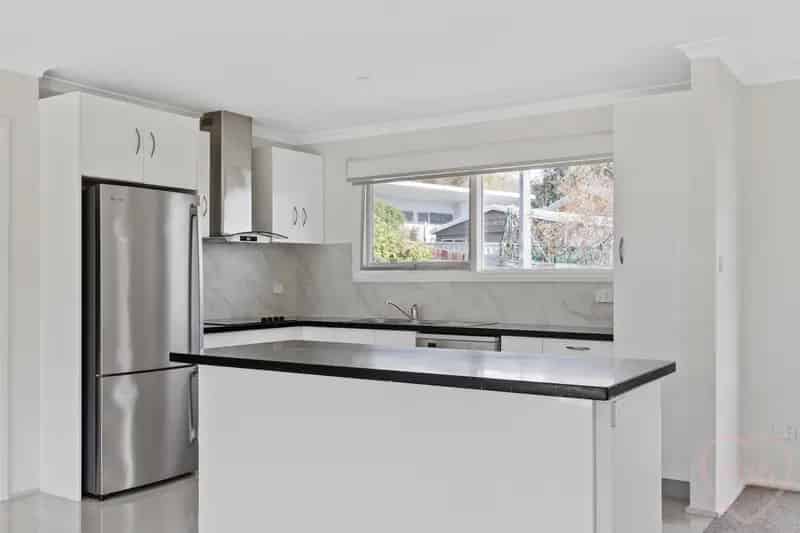 House For Rent , District of Woden Valley, Australian Capital Territory