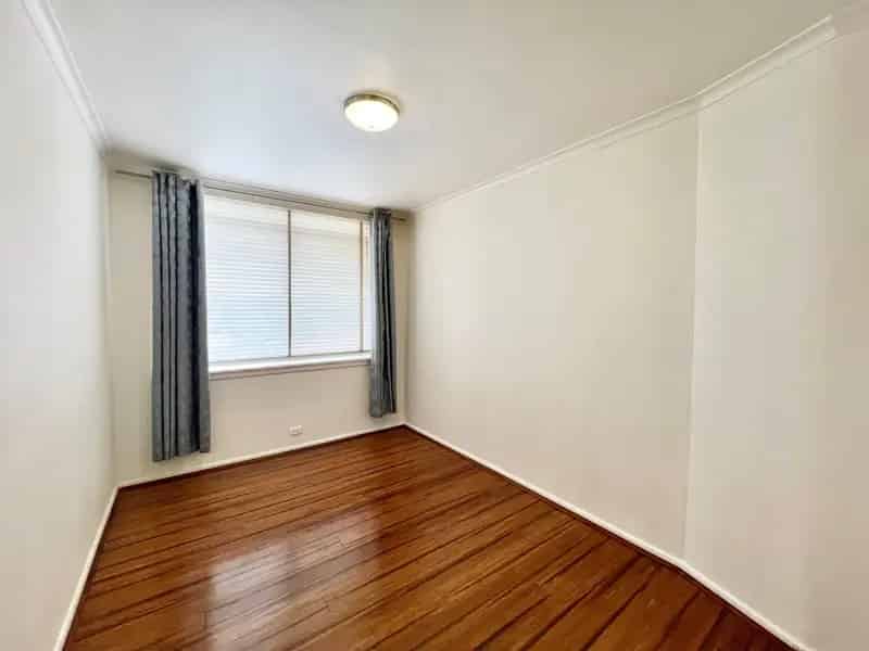 Location, Lifestyle & Light - Ideal Investment or First Home