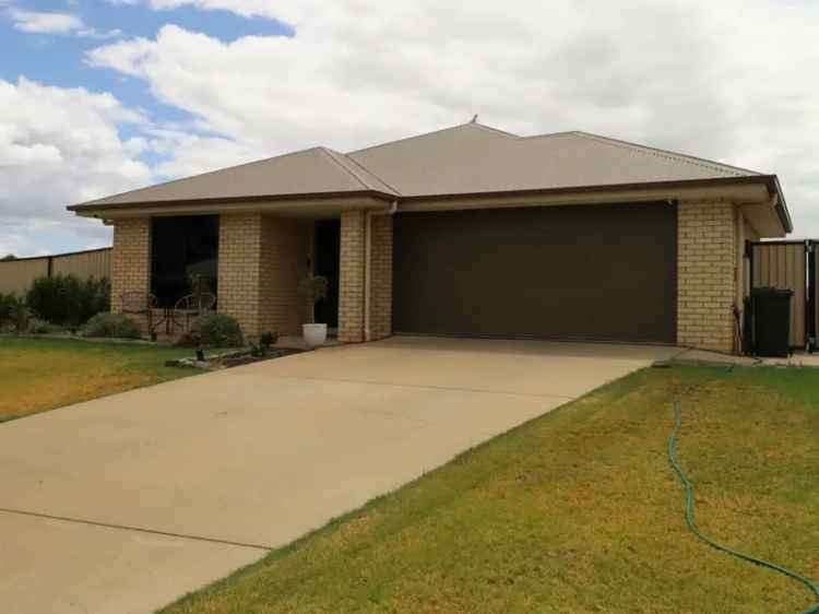 House For Rent in Roma, Queensland