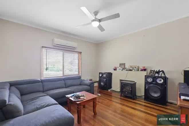 House For Sale , 54, High Street, Moe, Victoria
