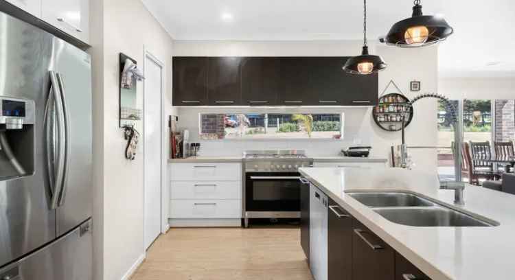 House For Sale in Shire of Corangamite, Victoria