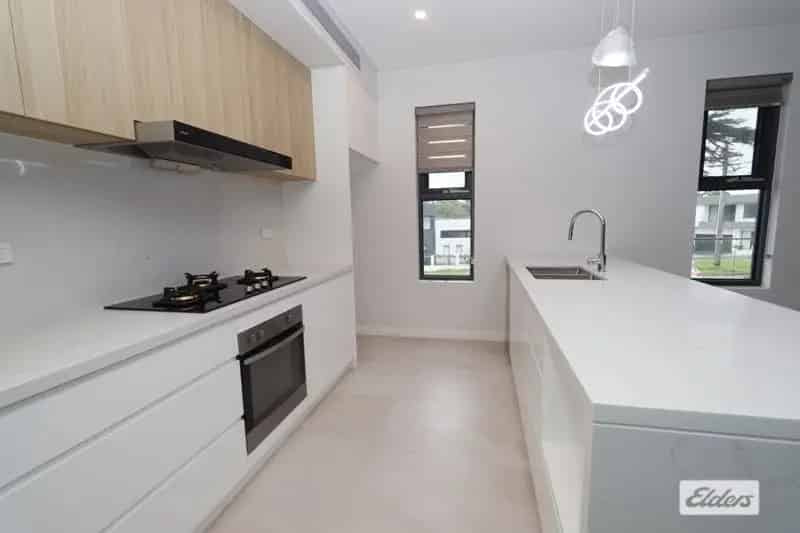 4 rooms house of 427 m² in Sydney