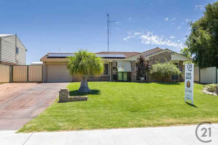 4 Caspar Road, Madora Bay WA 6210 - House For Sale