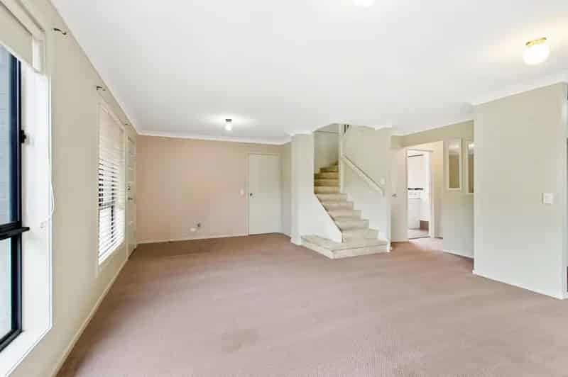 Real Estate For Lease - 122 Minorca Circuit - Spring Farm , NSW