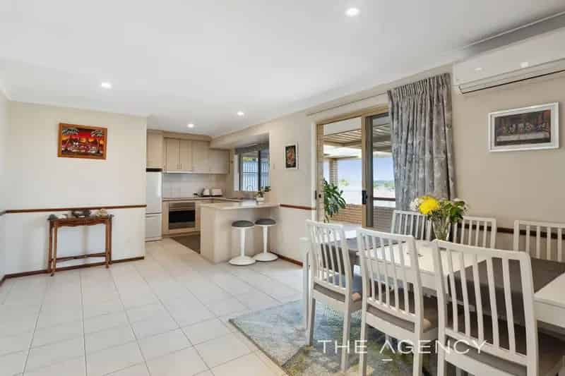 House For Sale - 44 Emperor Avenue, Beldon WA 6027