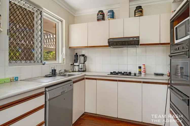 4 Bed 1 Bath House Maddington WA