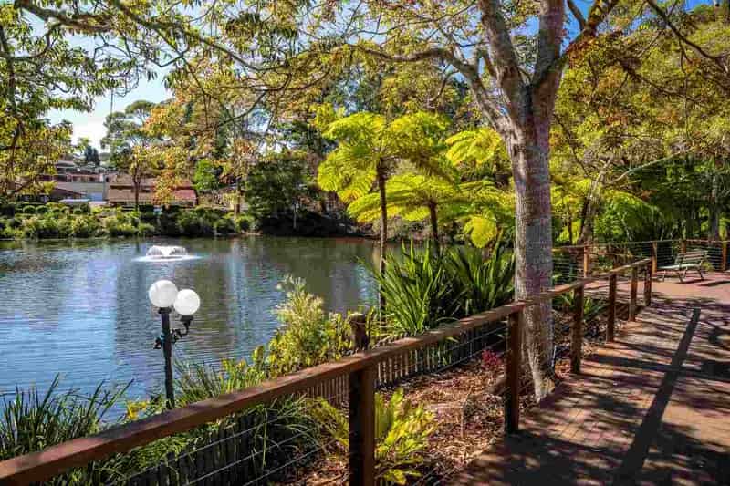 Brentwood Village