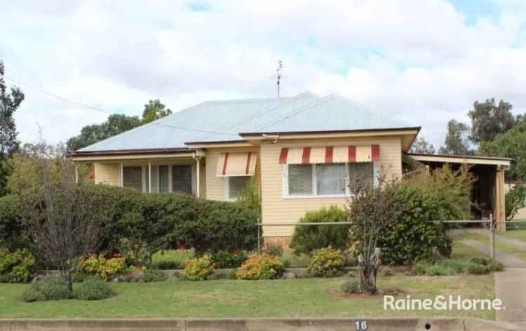 House For Rent in Tamworth, New South Wales