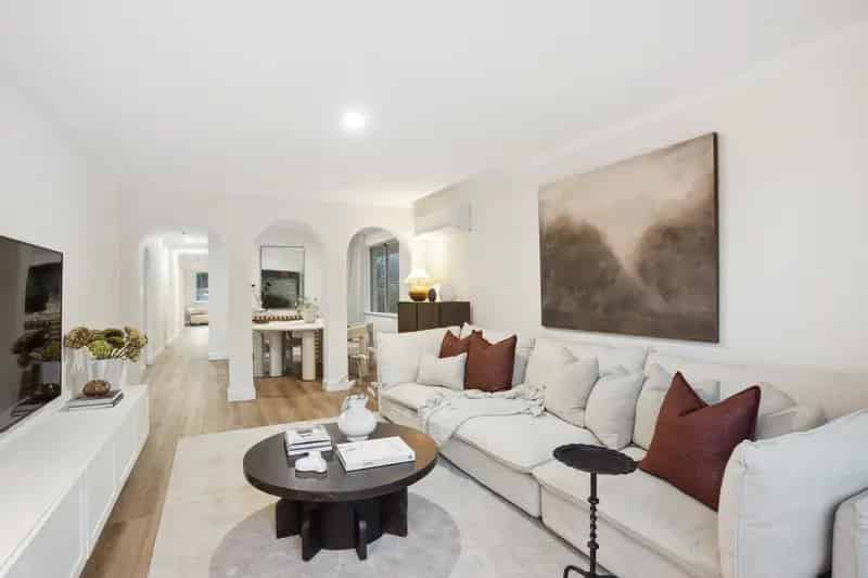 MODERN LIVING IN THE HEART OF KARRINYUP