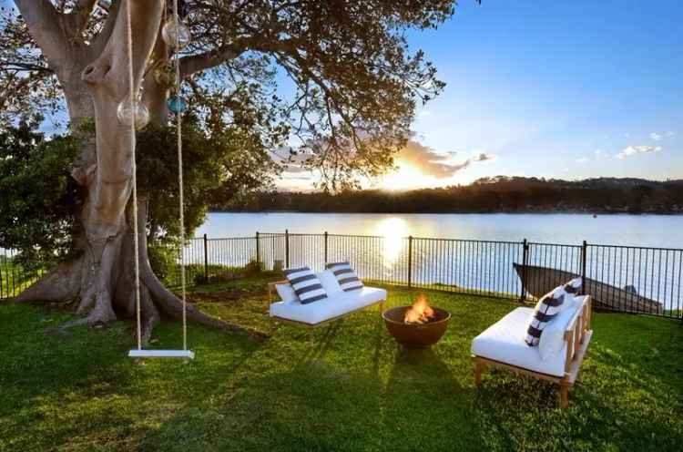 Lakefront Home in Narrabeen NSW