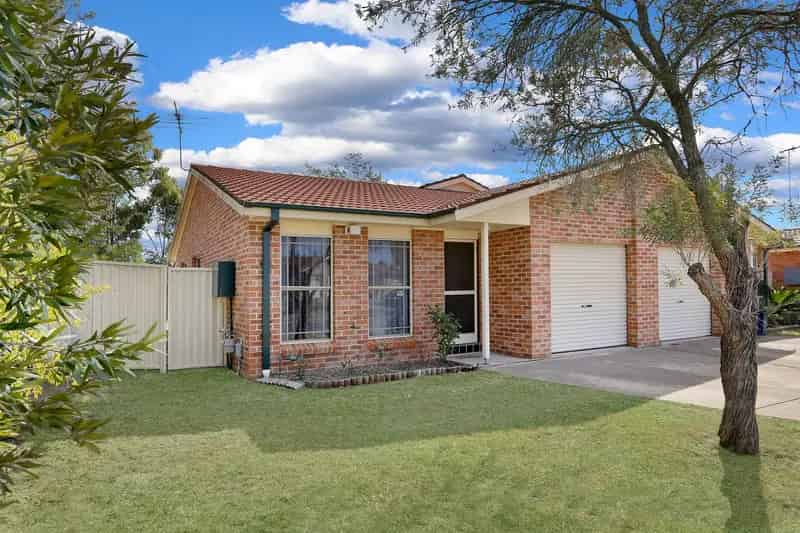 Real Estate For Lease - 2/28 Neilson Crescent - Bligh Park , NSW