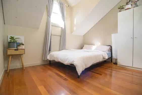 4 rooms house of 387 m² in Sydney