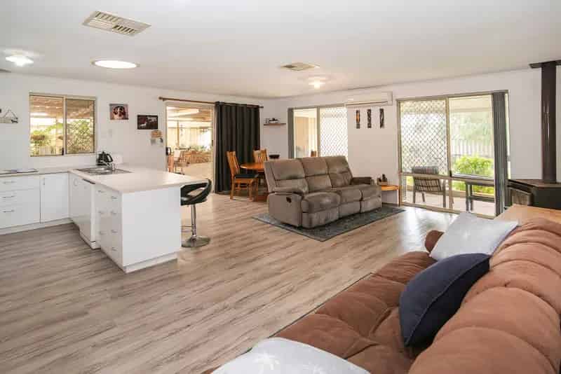 Affordable Living in Family Estate