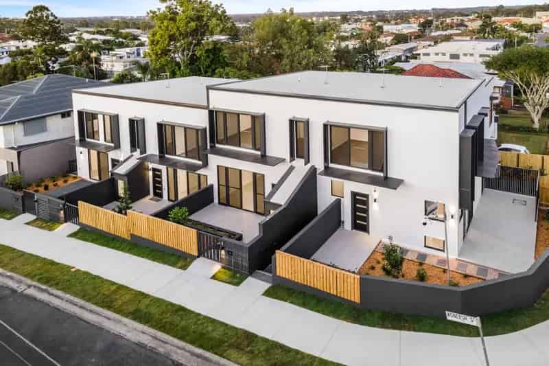Deposit Pending $1100 Per Week