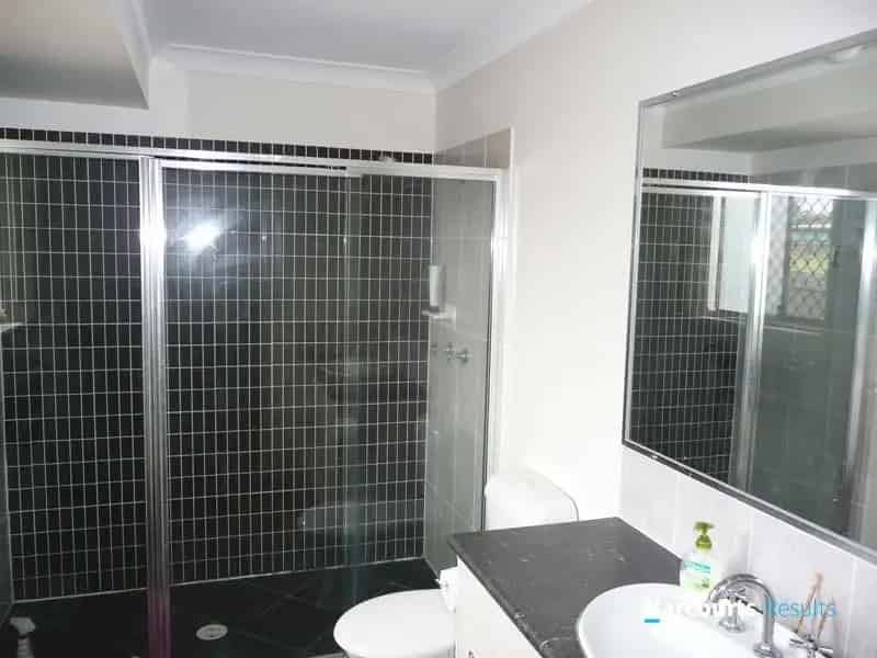 Break lease low set home in quiet cul-de-sac street