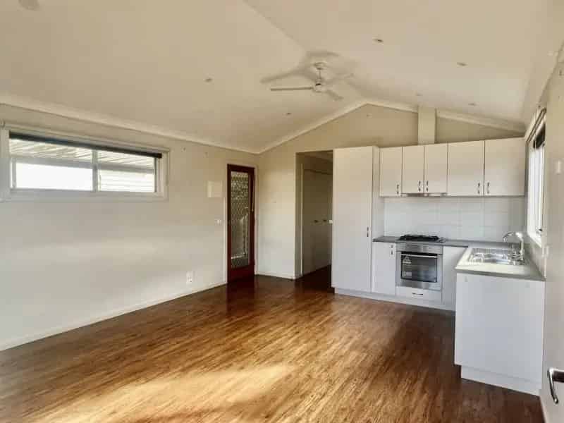 House For Sale , 300, Clifton Avenue, Leopold, Victoria